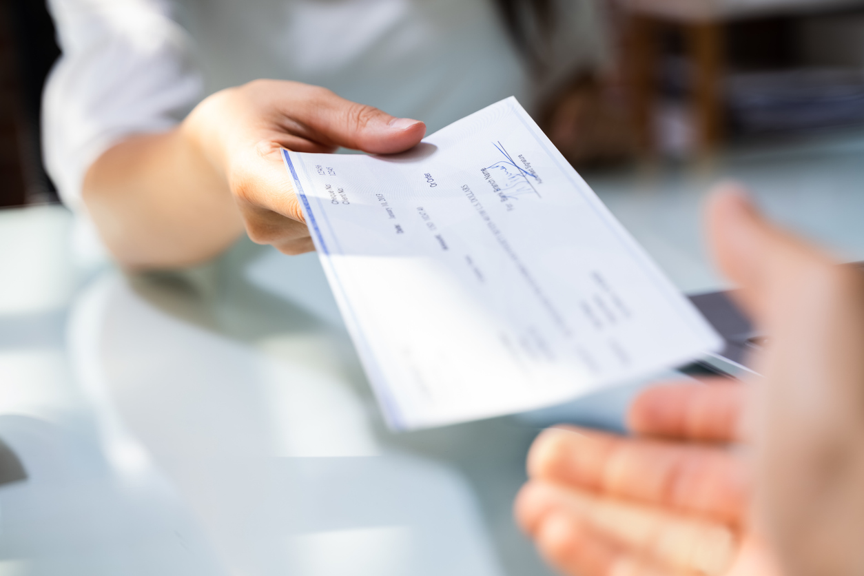 How Long Does It Take to Get a Personal Injury Settlement Check? 
